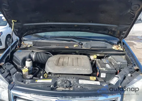 2012 Chrysler Town & Country Touring из США, поврежденный, VIN 2C4RC1BG4CR337456